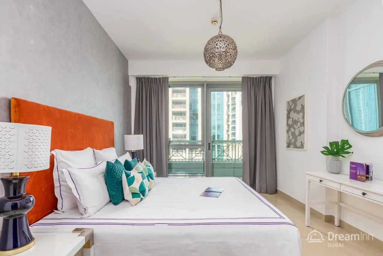 Dream Inn - Apartment With Private Terrace, 29 Boulevard Downtown Dubai