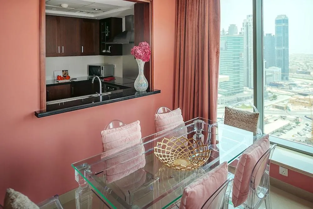 Dream Inn - Apartment With Private Terrace, 29 Boulevard Downtown Dubai