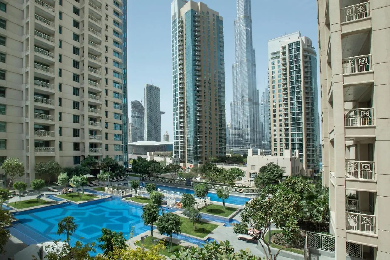 Dream Inn - Apartment With Private Terrace, 29 Boulevard Downtown Dubai