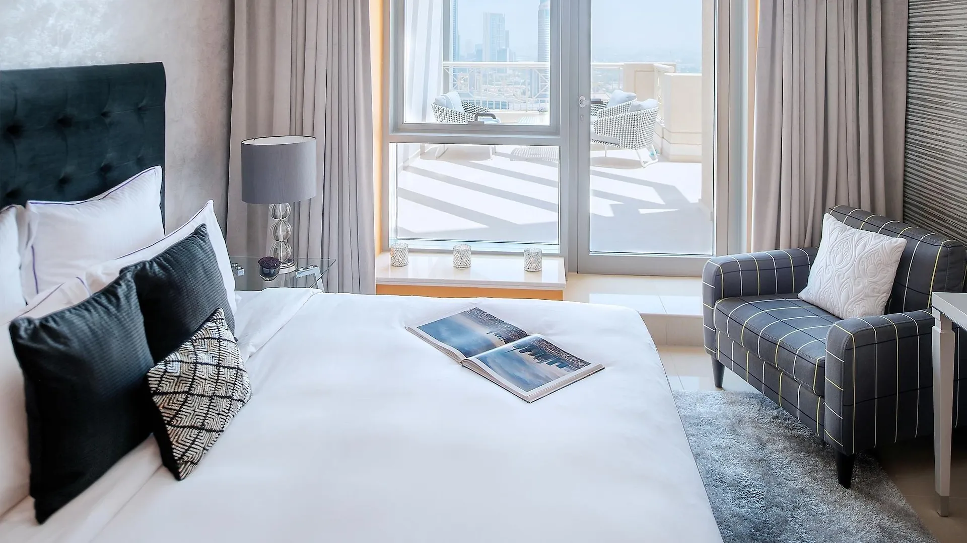 Dream Inn - Apartment With Private Terrace, 29 Boulevard Downtown Dubaï